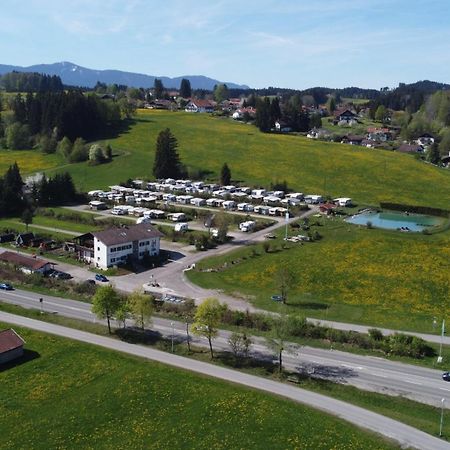 Terrassen-Camping Am Richterbichl รอทเทนบูค ภายนอก รูปภาพ
